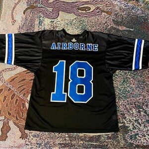 18th Airborne Corps Jersey RARE Embroidered 90s Streetwear XVIII Army Fort Bragg